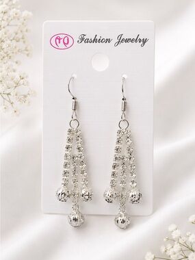 Silver rhinestone earrings #glamour‎